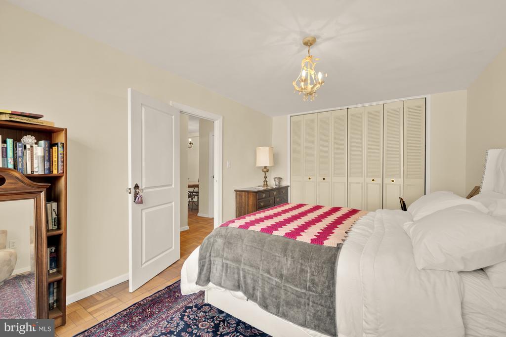 4100 W STREET NW Unit: 308