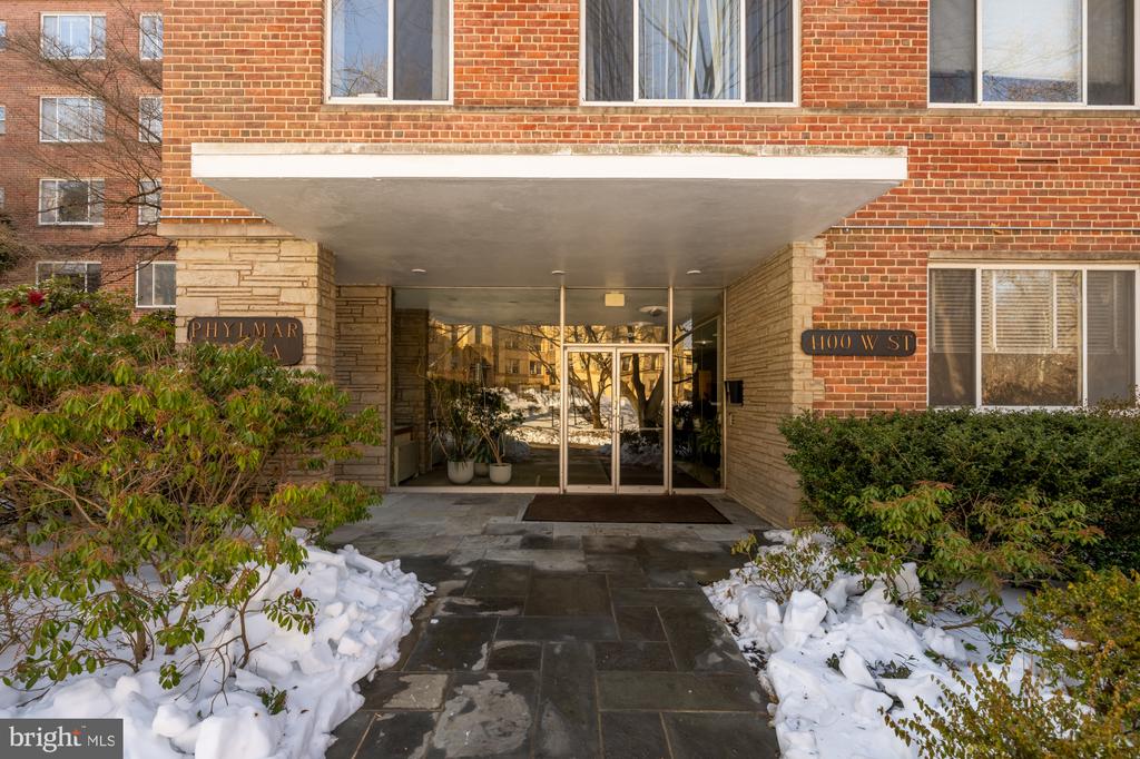4100 W STREET NW Unit: 308