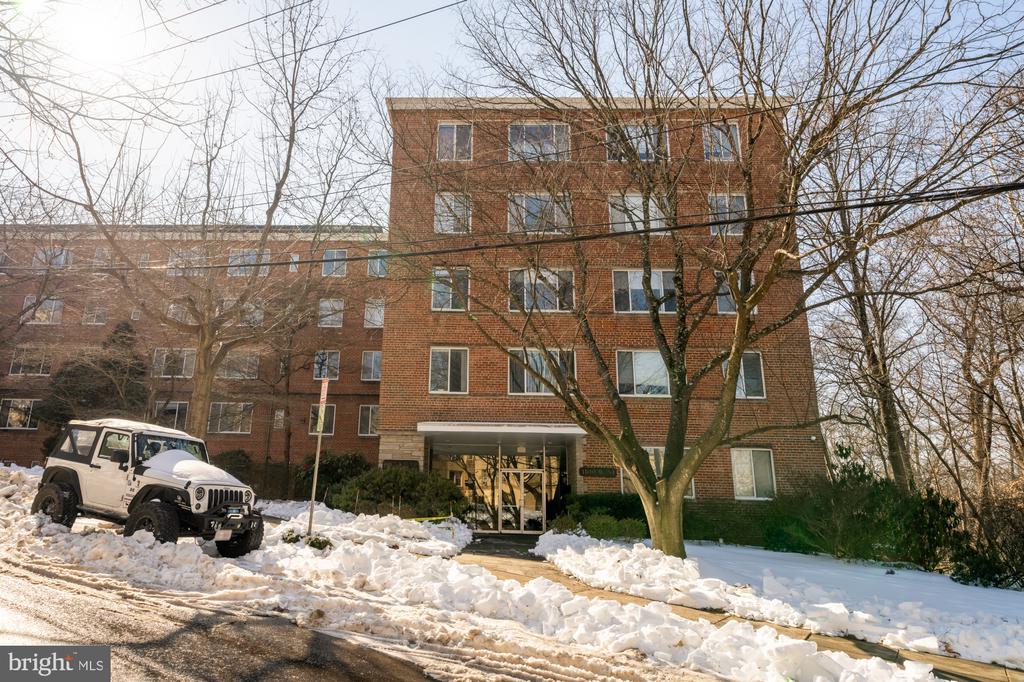 4100 W STREET NW Unit: 308