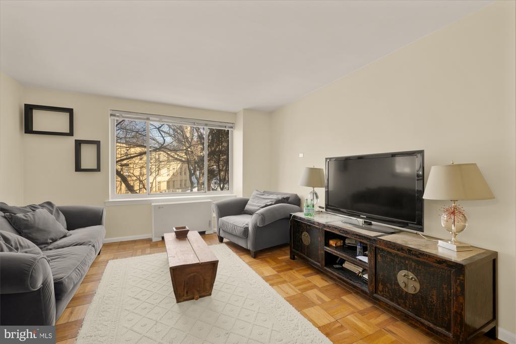 4100 W STREET NW Unit: 308