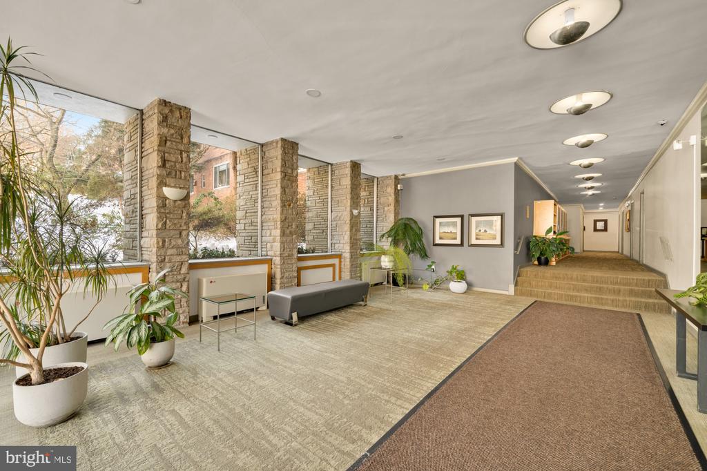 4100 W STREET NW Unit: 308