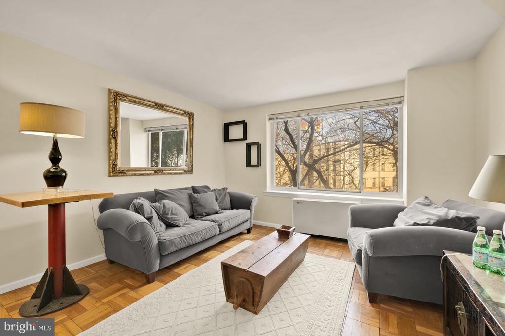 4100 W STREET NW Unit: 308