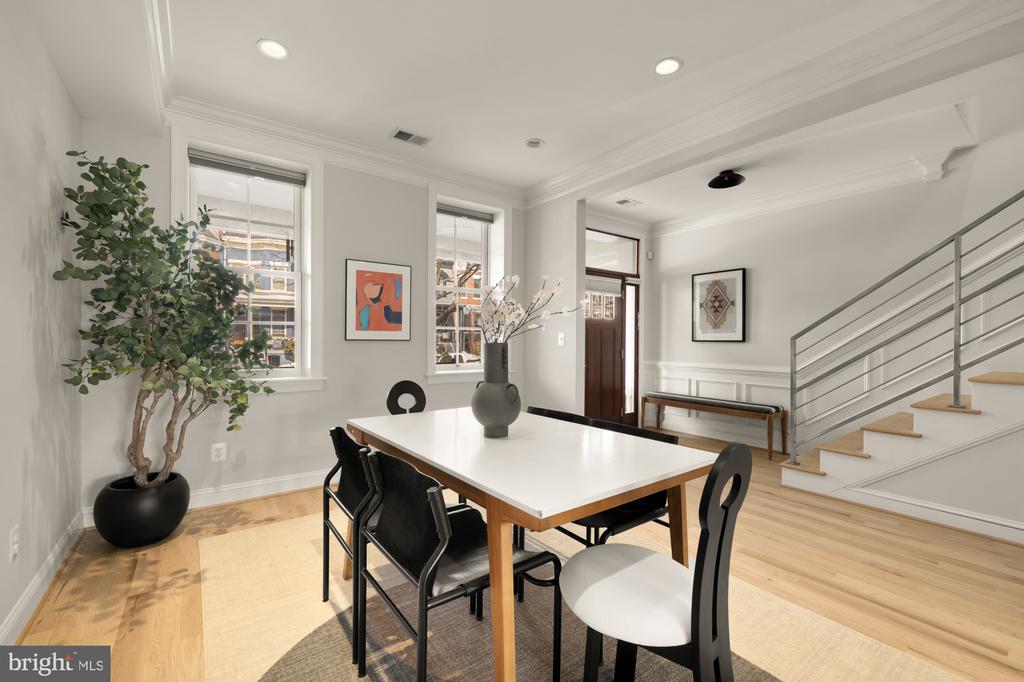 54 W STREET NW