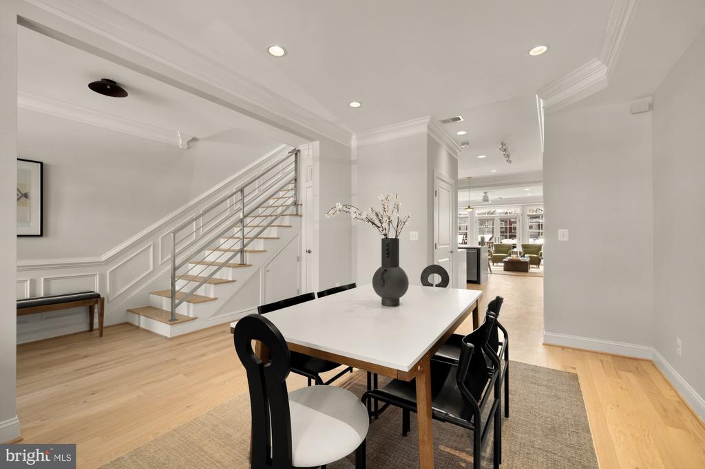 54 W STREET NW