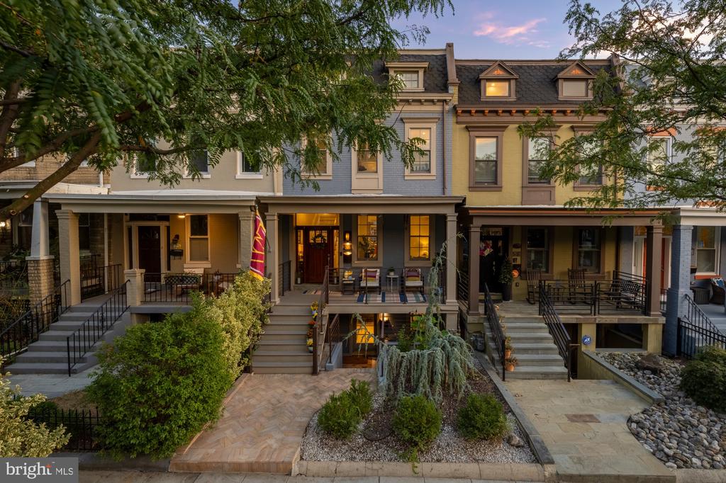 54 W STREET NW