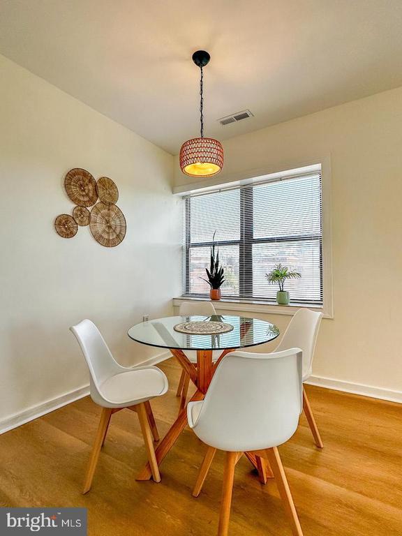 80 NEW YORK AVENUE NW Unit: 402