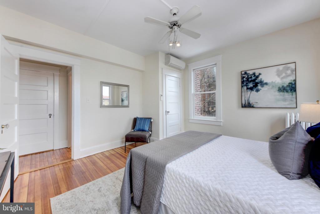 1789 LANIER PLACE NW Unit: 34