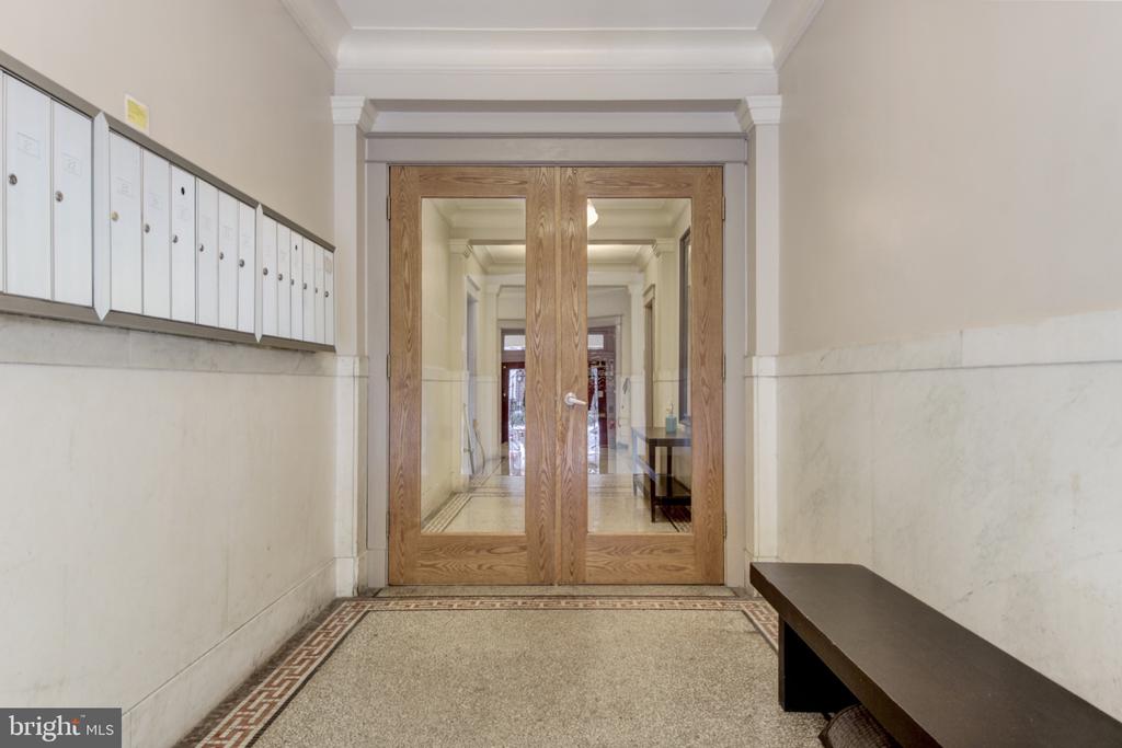 1789 LANIER PLACE NW Unit: 34