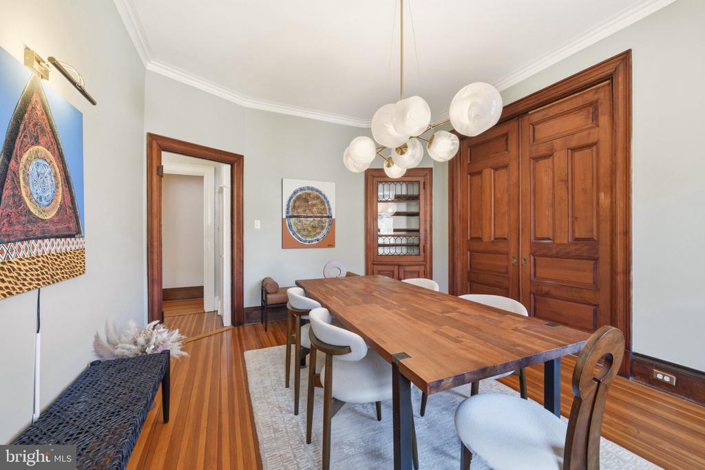 2220 20TH STREET NW Unit: 33