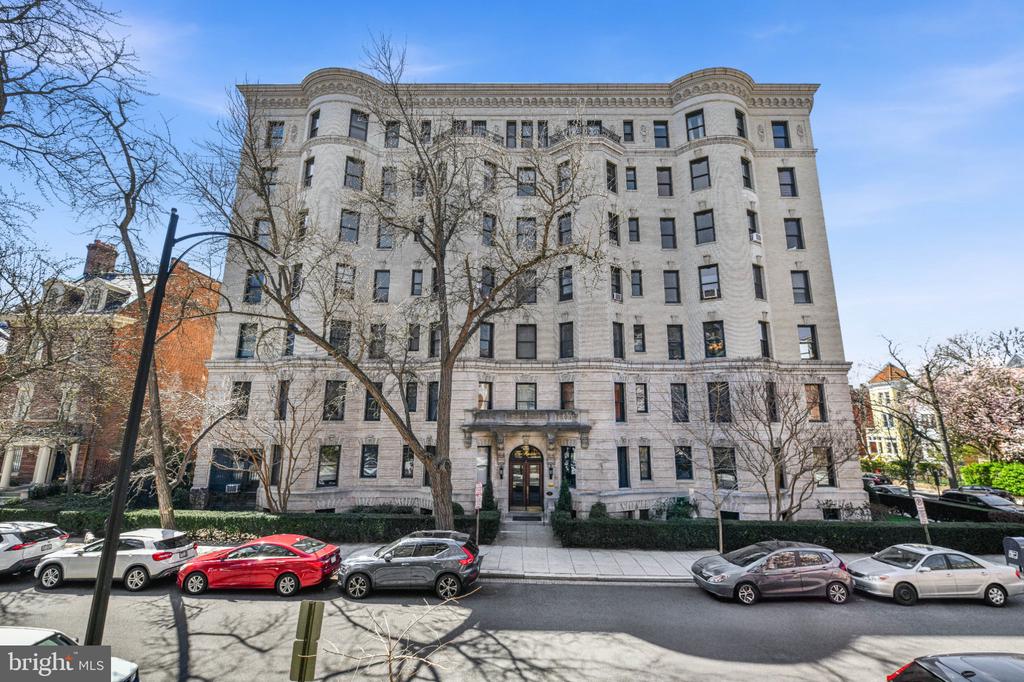 2220 20TH STREET NW Unit: 33