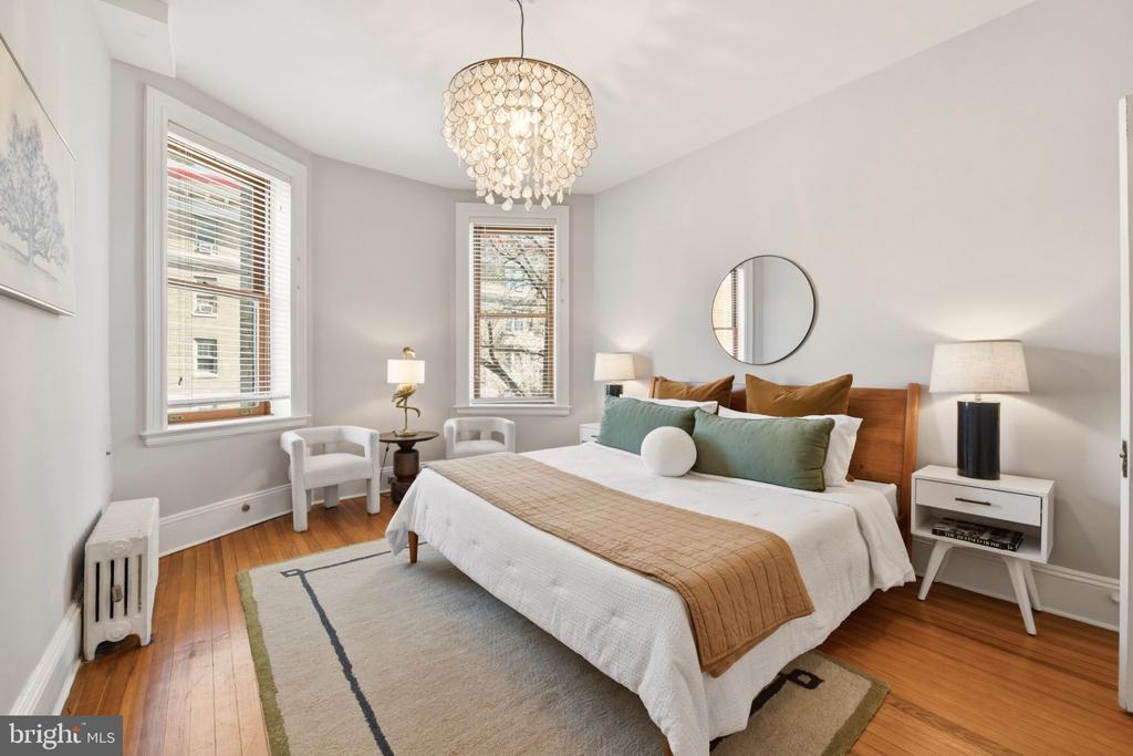 2220 20TH STREET NW Unit: 33