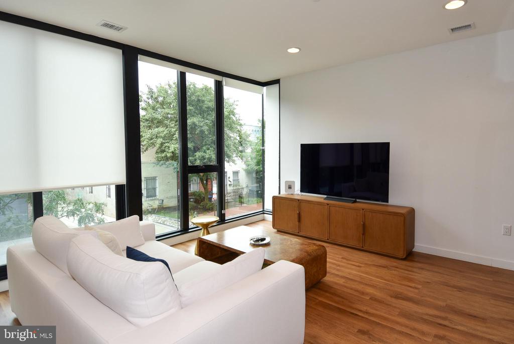 57 N STREET NW Unit: 225