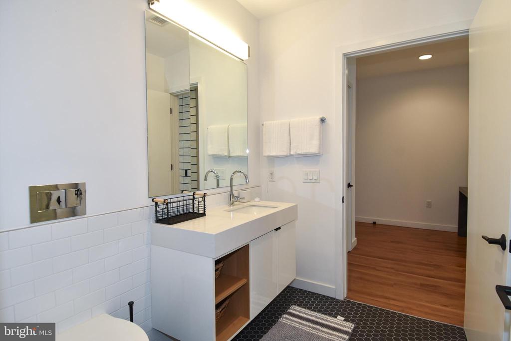 57 N STREET NW Unit: 225