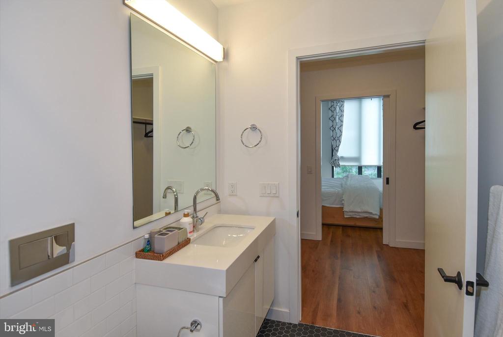 57 N STREET NW Unit: 225