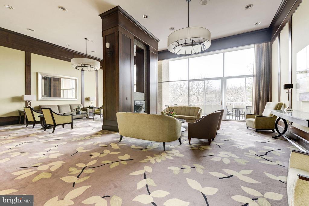 3001 VEAZEY TERRACE NW Unit: 1505