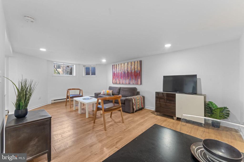 1802 LAMONT STREET NW
