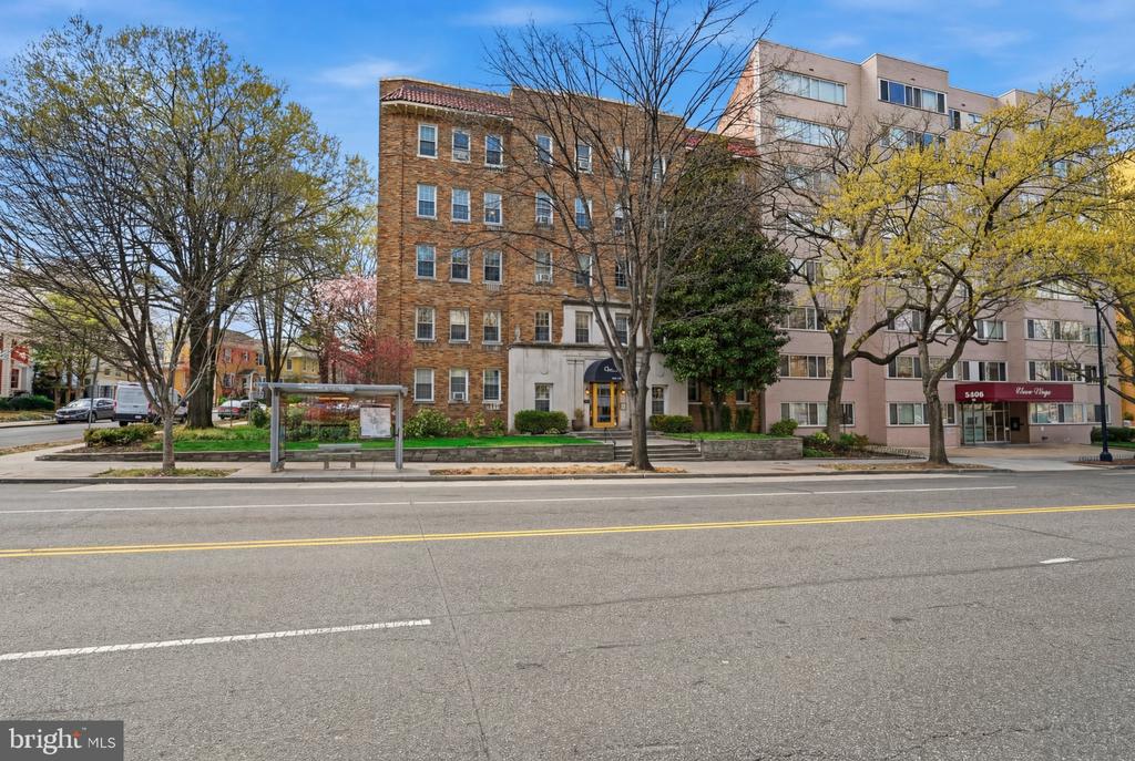 5402 CONNECTICUT AVENUE NW Unit: 400