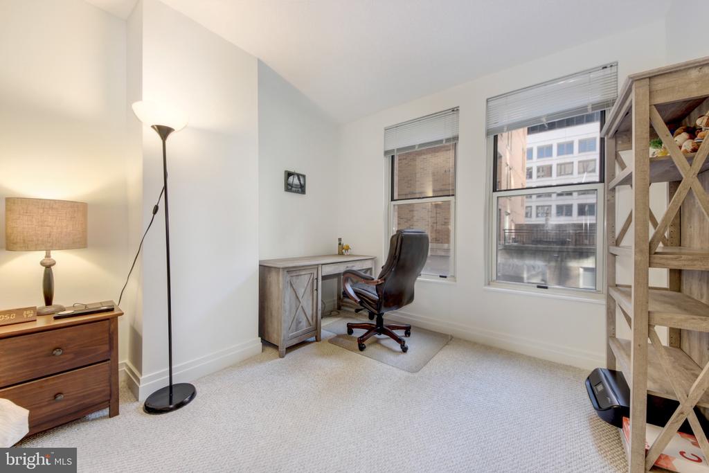 915 E STREET NW Unit: 505