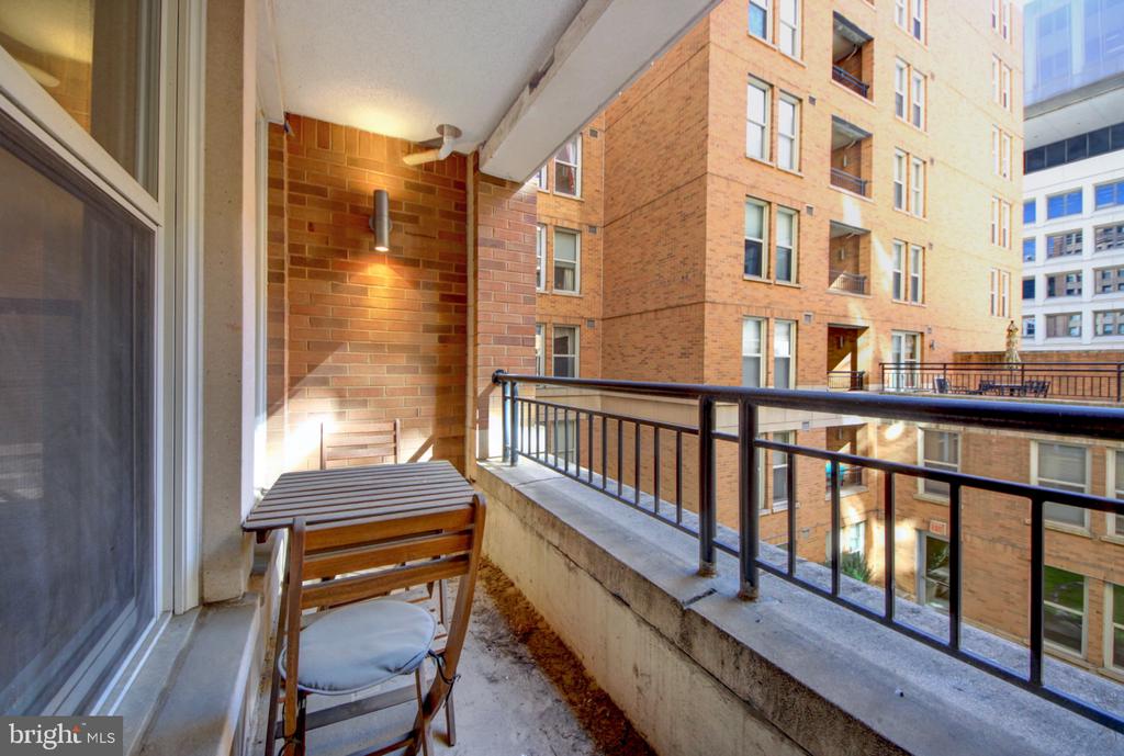 915 E STREET NW Unit: 505
