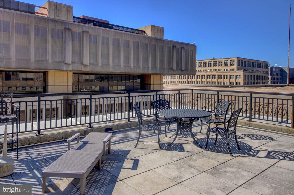 915 E STREET NW Unit: 505