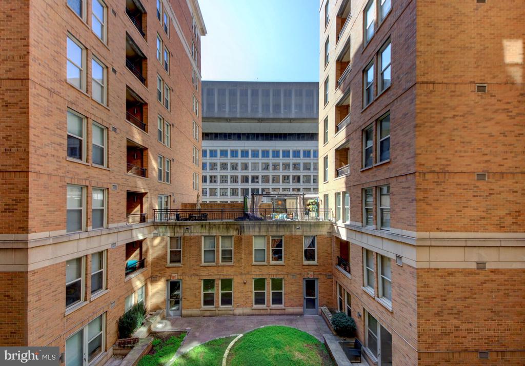 915 E STREET NW Unit: 505