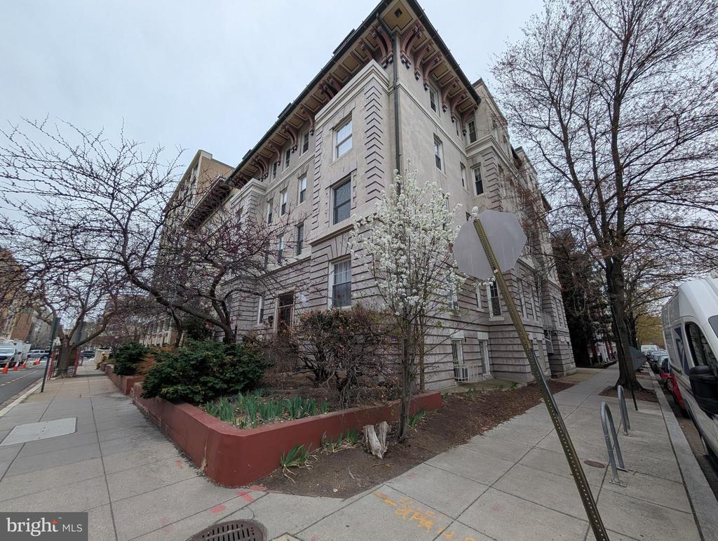 1332 15TH STREET NW Unit: B2