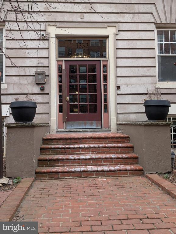1332 15TH STREET NW Unit: B2