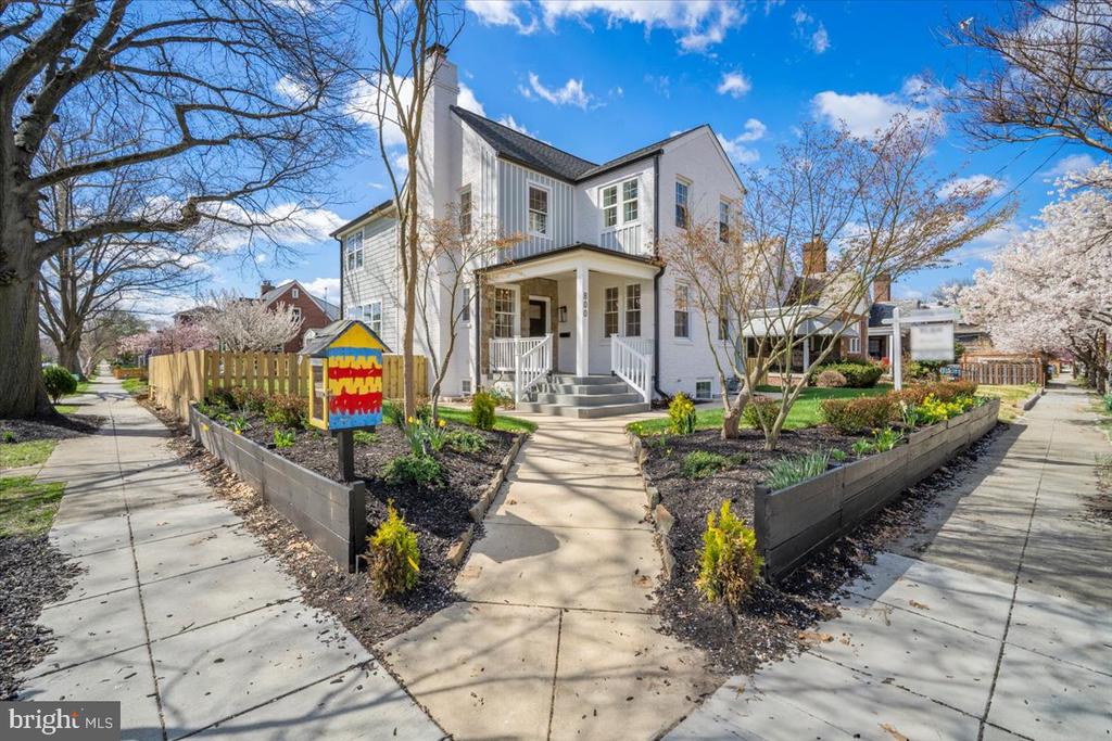 800 ELDER STREET NW