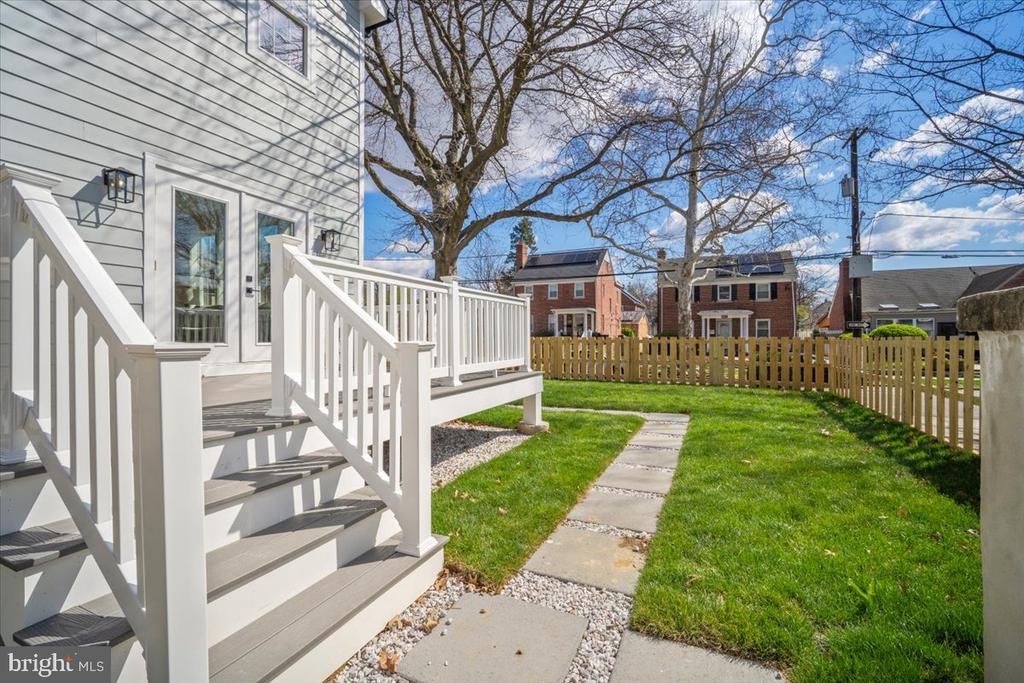 800 ELDER STREET NW