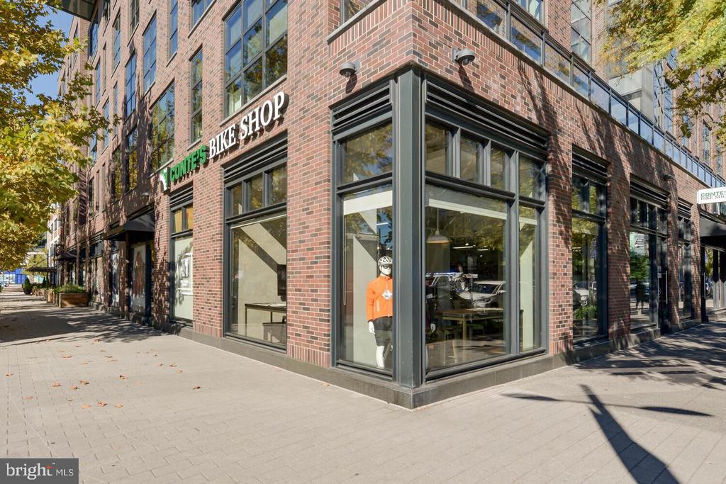 1300 4TH STREET SE Unit: 205