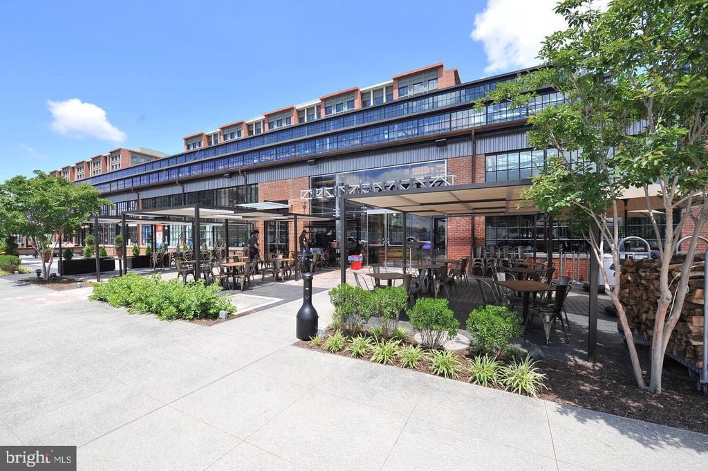 1300 4TH STREET SE Unit: 205