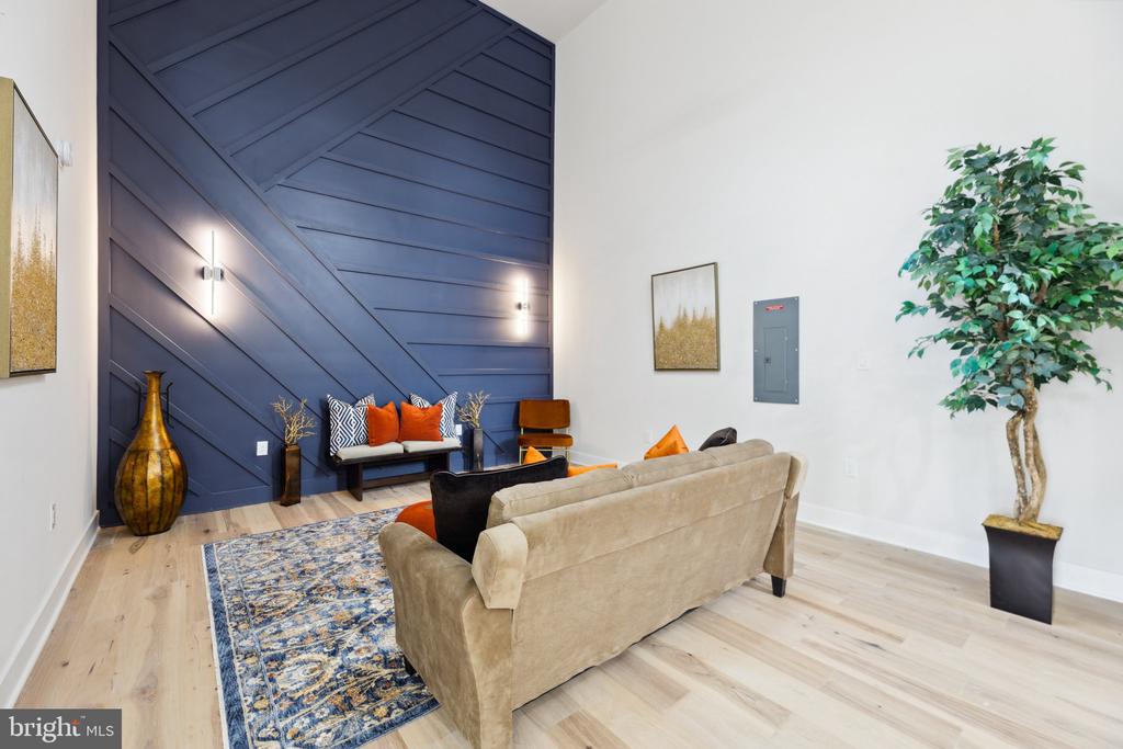 1621 T STREET SE Unit: 8