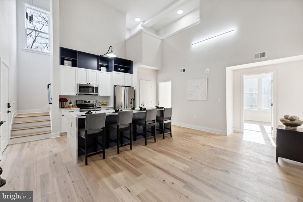 1621 T STREET SE Unit: 8