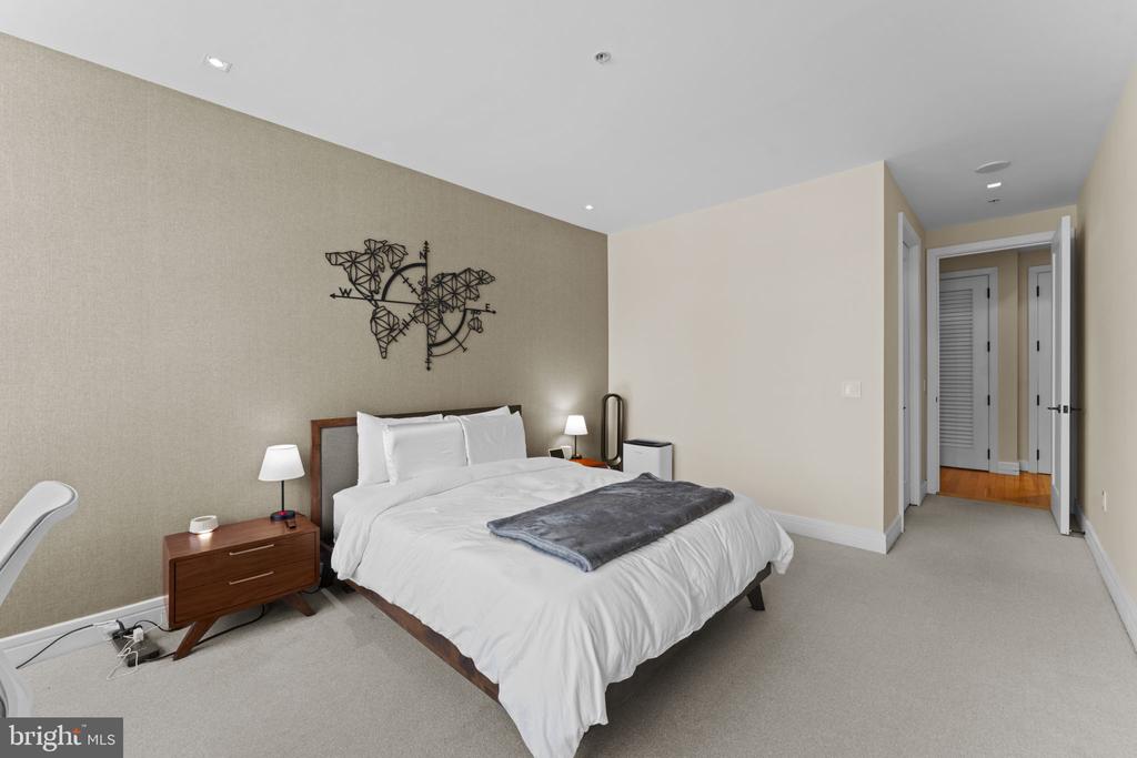 3303 WATER STREET NW Unit: 4B