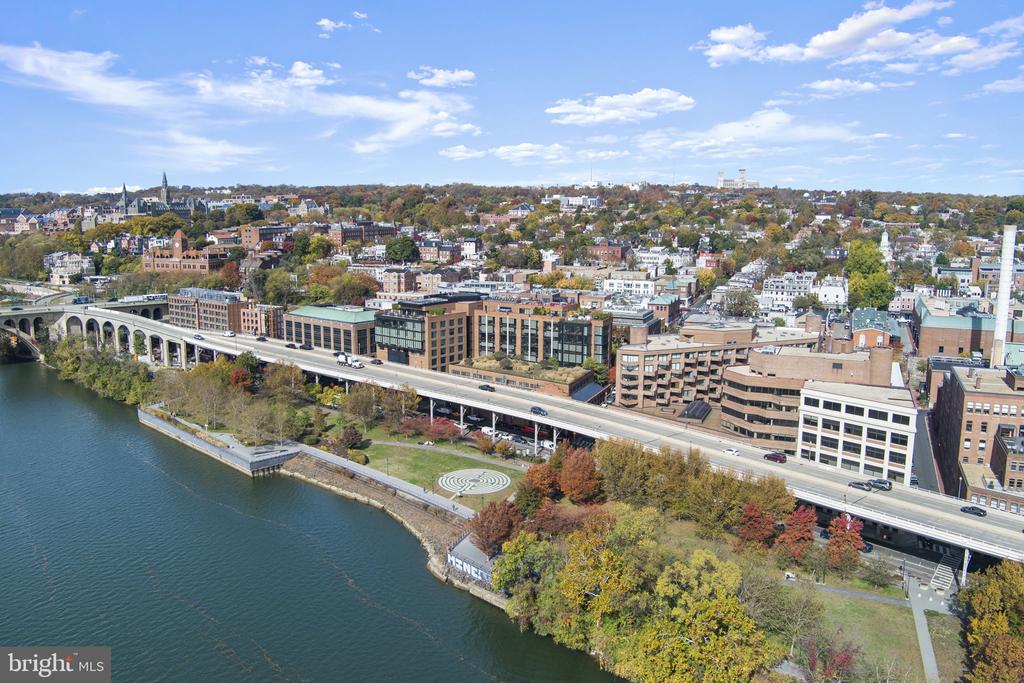 3303 WATER STREET NW Unit: 4B