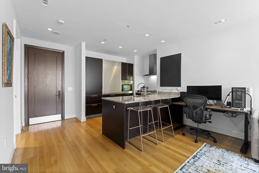 3303 WATER STREET NW Unit: 4B