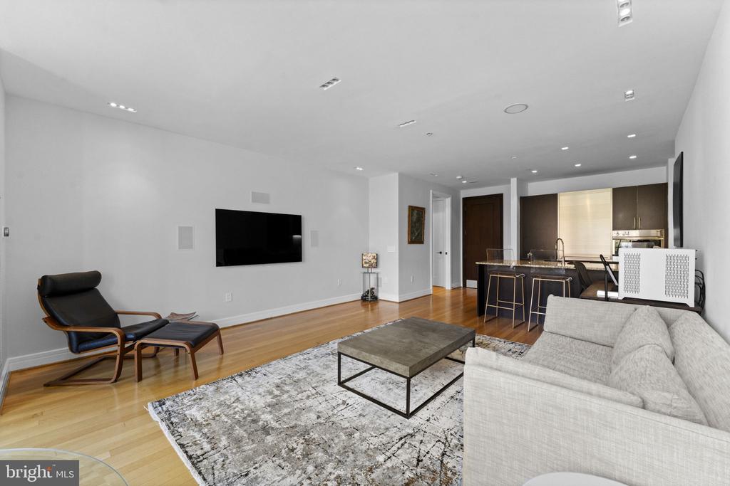 3303 WATER STREET NW Unit: 4B