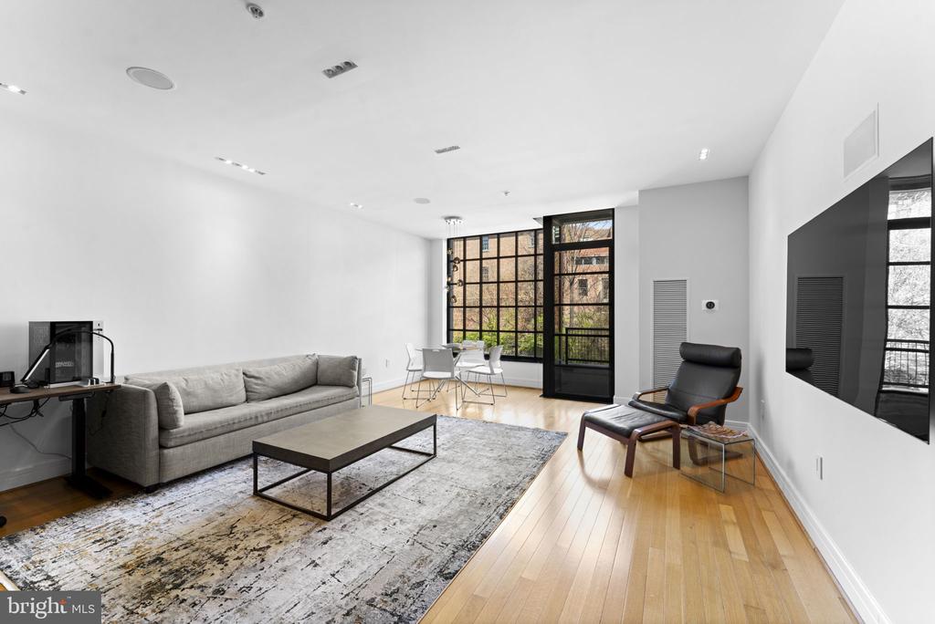 3303 WATER STREET NW Unit: 4B