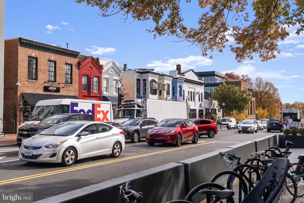 3303 WATER STREET NW Unit: 4B