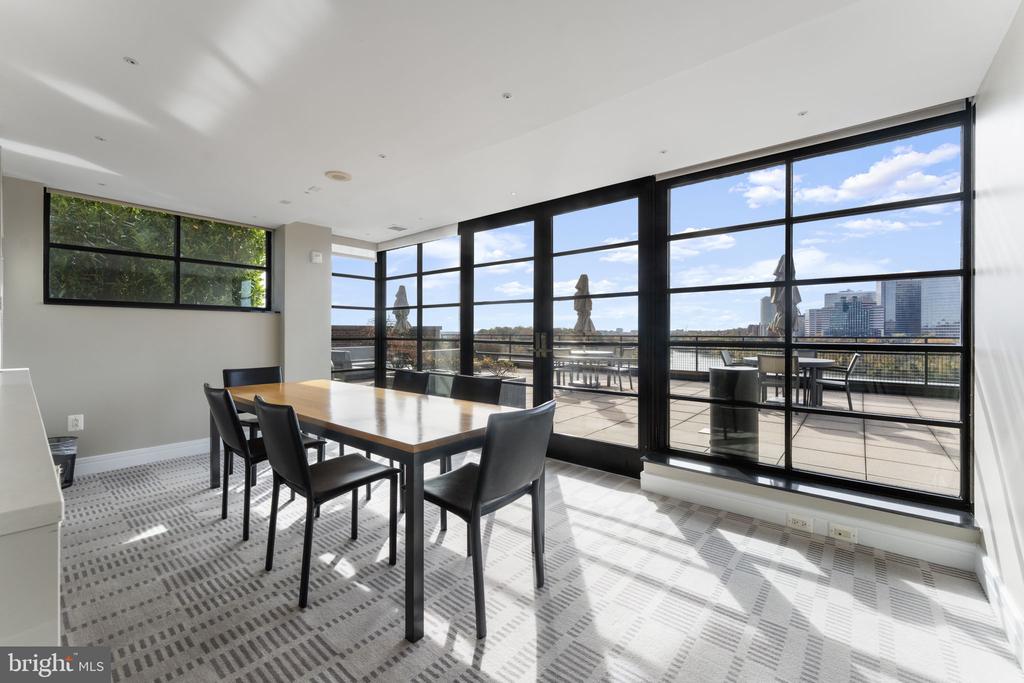 3303 WATER STREET NW Unit: 4B