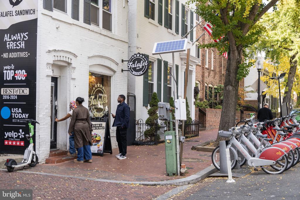 3303 WATER STREET NW Unit: 4B