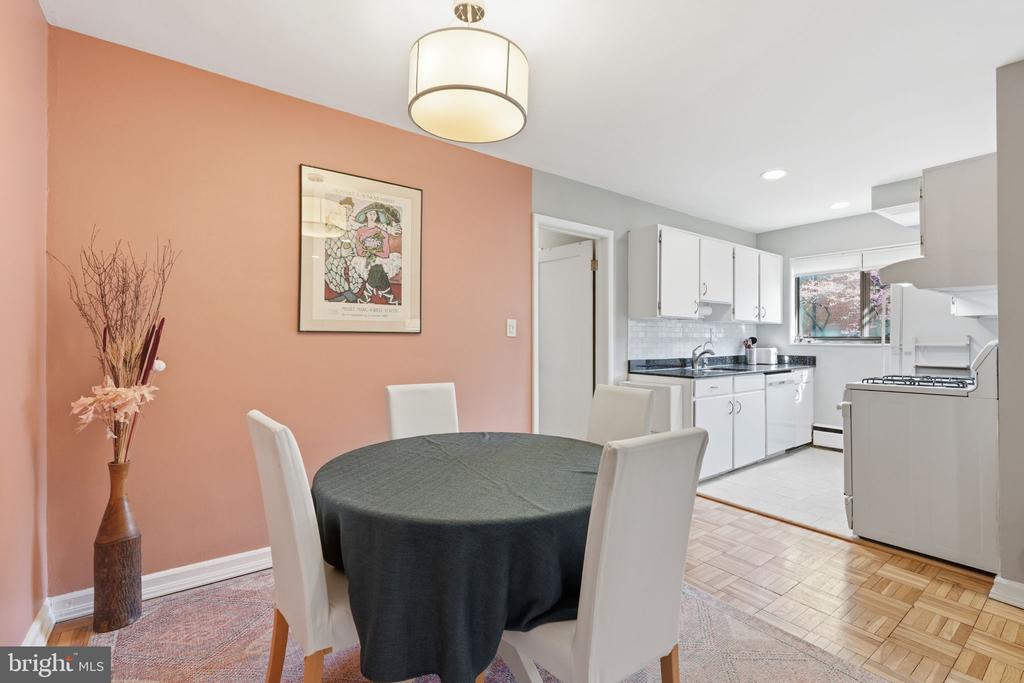 2325 42ND STREET NW Unit: 321