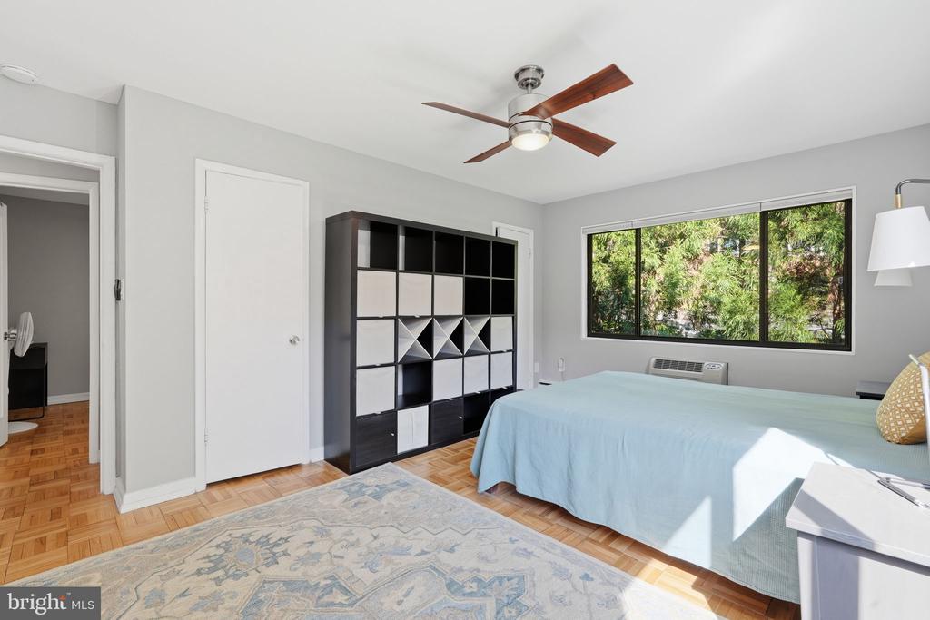 2325 42ND STREET NW Unit: 321