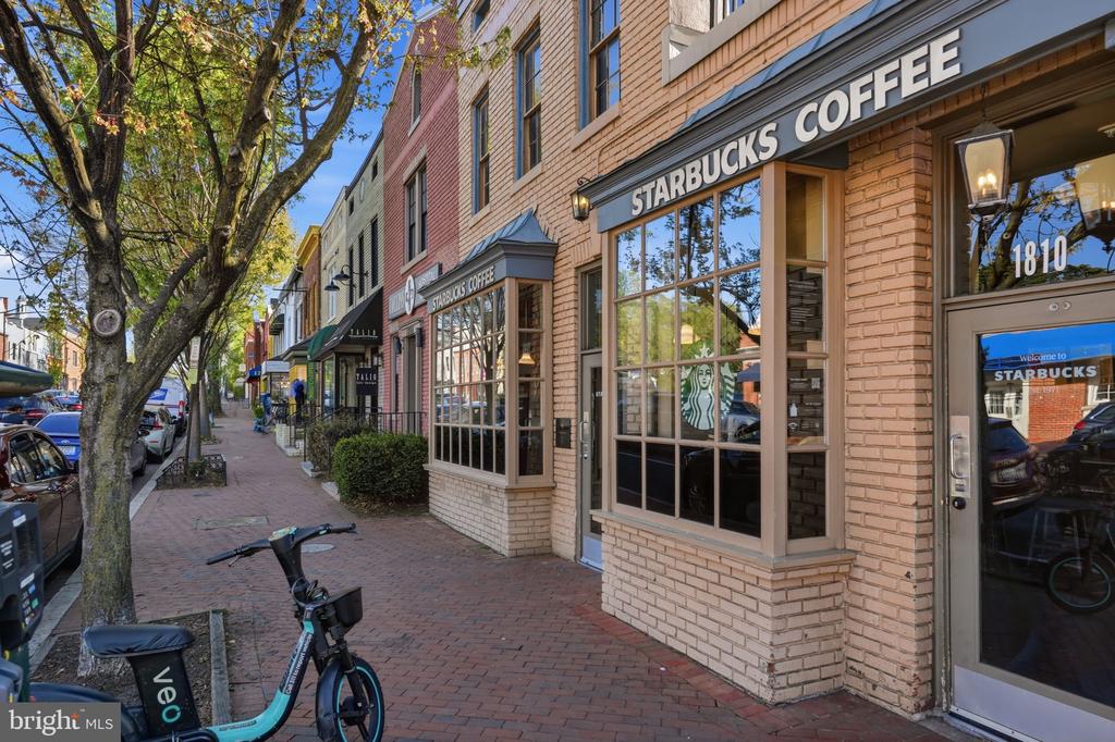 2325 42ND STREET NW Unit: 321
