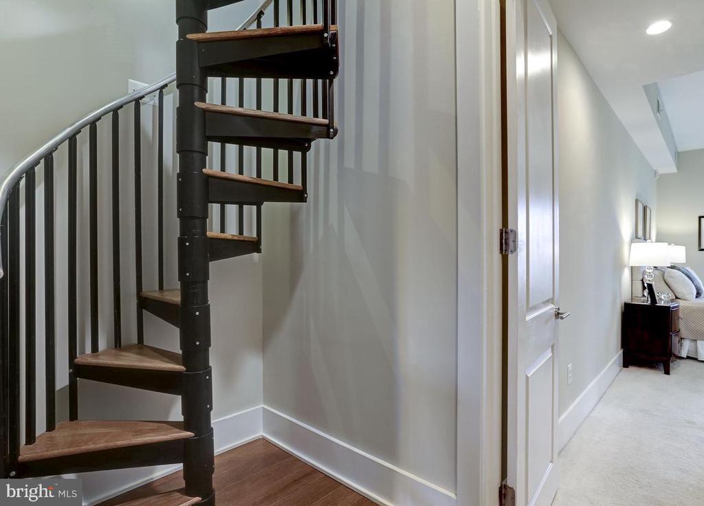 3517 13TH STREET NW Unit: 302