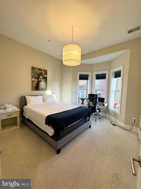 3517 13TH STREET NW Unit: 302