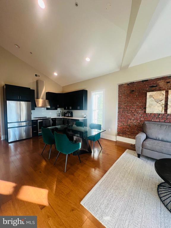 3517 13TH STREET NW Unit: 302