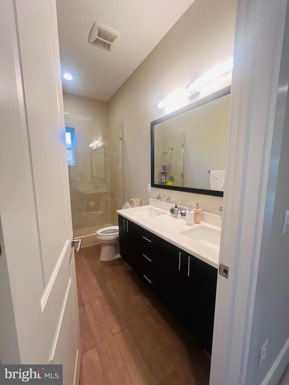 3517 13TH STREET NW Unit: 302