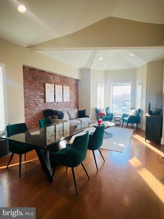 3517 13TH STREET NW Unit: 302