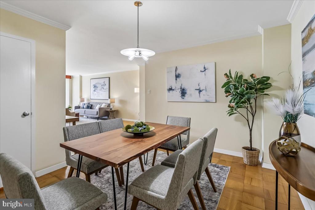 3001 VEAZEY TERRACE NW Unit: 1307